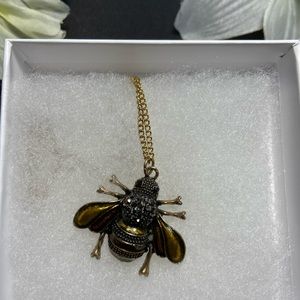 bee necklace